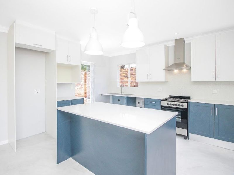 Fully renovated two bedroom, two bathroom home. - Photo 3