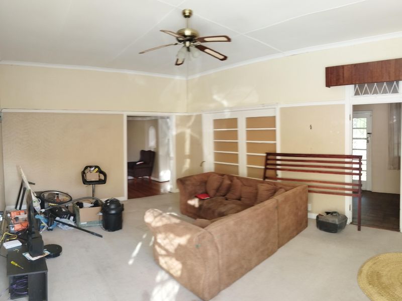 Commercial Property in Uitenhage Central – Live On-Site, Earn Rental Income from Flatlet & Office - Photo 5