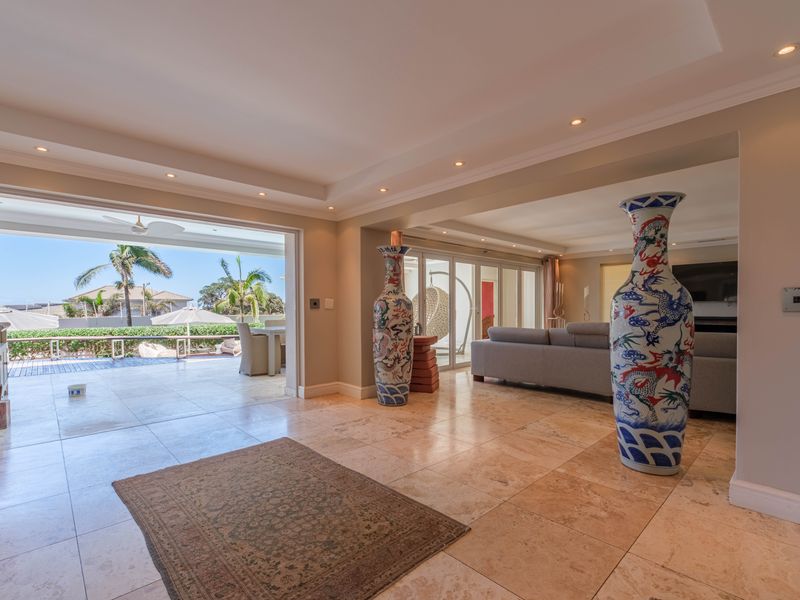 Prime Umhlanga Rocks Luxury with Endless B&B Potential - Photo 9