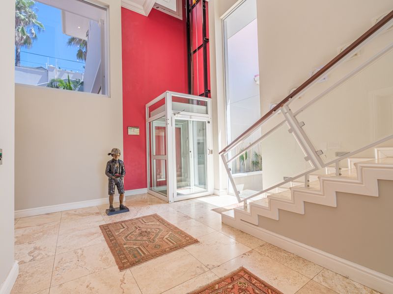 Prime Umhlanga Rocks Luxury with Endless B&B Potential - Photo 6