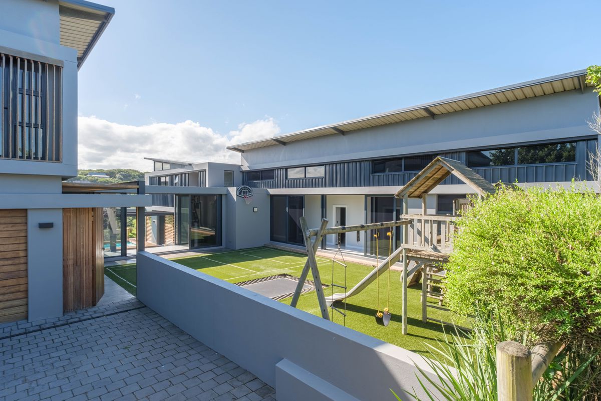 A One-of-a-Kind Family & Entertainer’s Masterpiece on the Simbithi Golf Course, Ballito - Photo 4