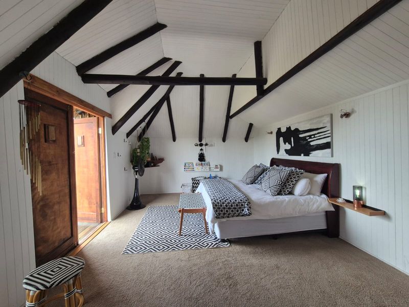 !Elegant Oasis Awaits!  !Discover serenity in this stunning property! - Photo 8