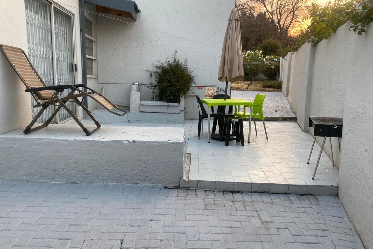 A perfect rental house- 3 bedroom and 2 bathrooms - Photo 5