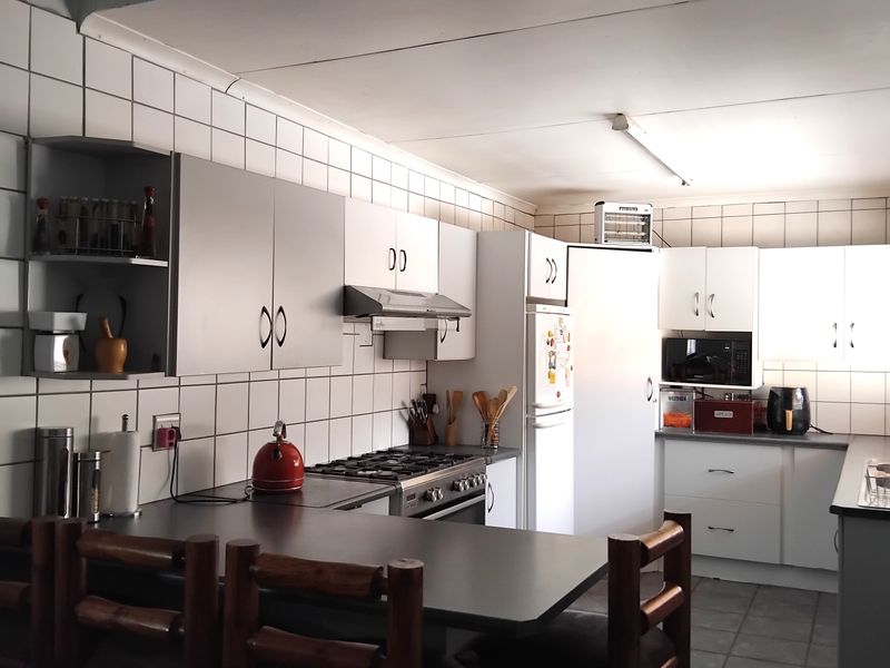 Beautiful 3 bedroom home - Photo 6