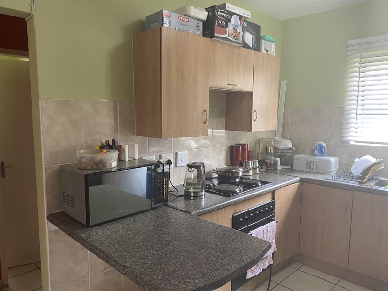 3 Bedroom Ground Floor Unit For Sale In Parkrand - Photo 10