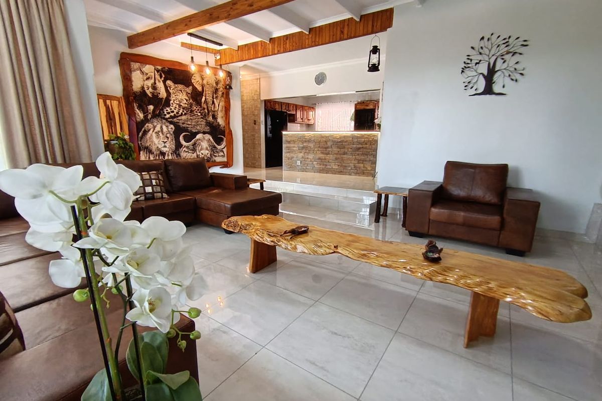 Stunning 3 Bedroom House Magalieskruin - Photo 4