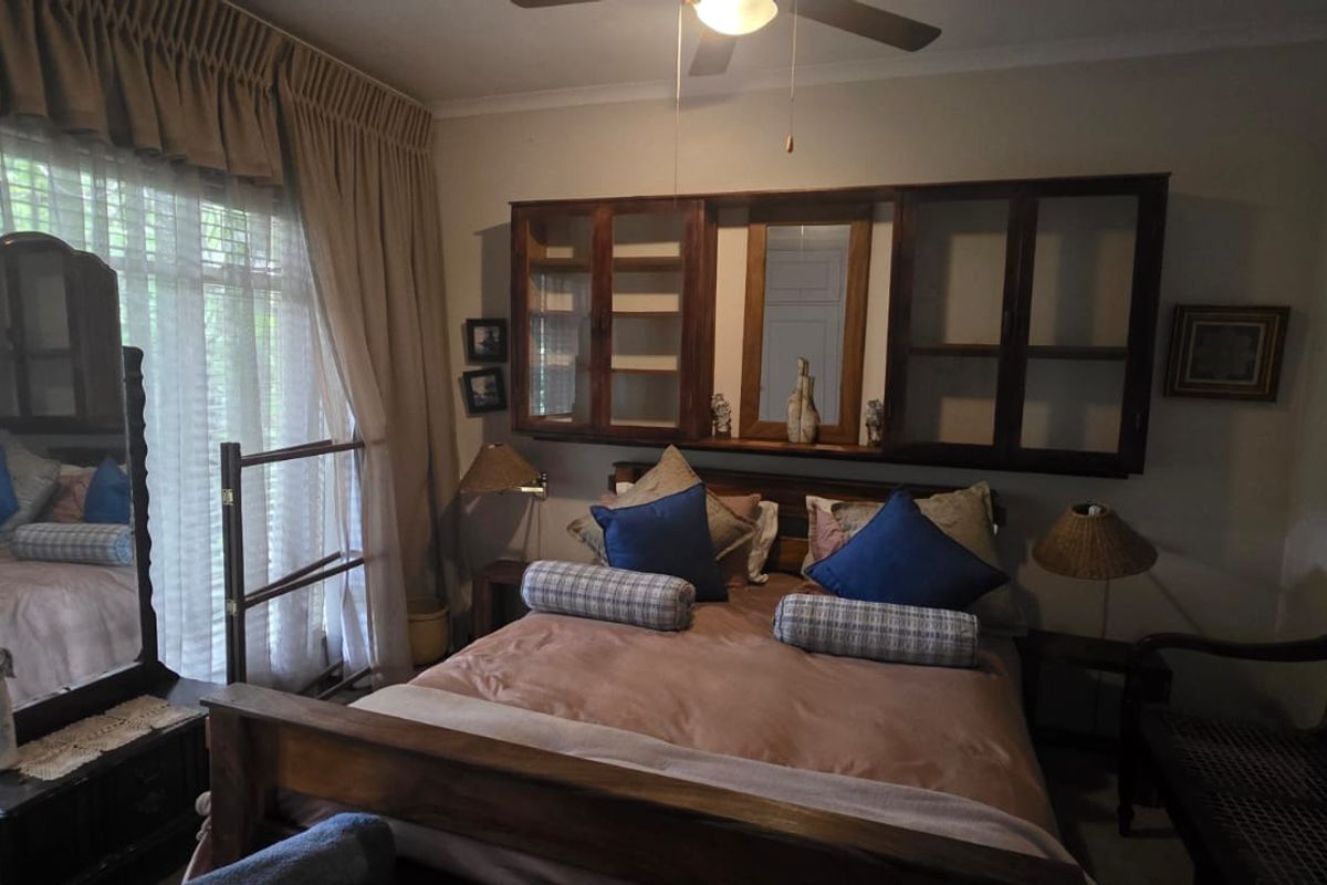 Garden Oasis | Rare Antique Gem in SW5 Proper – Priced to Sell - Photo 3