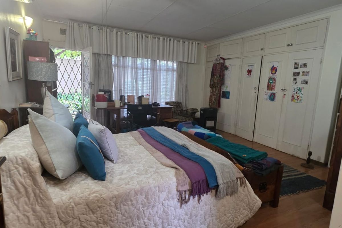 Garden Oasis | Rare Antique Gem in SW5 Proper – Priced to Sell - Photo 5