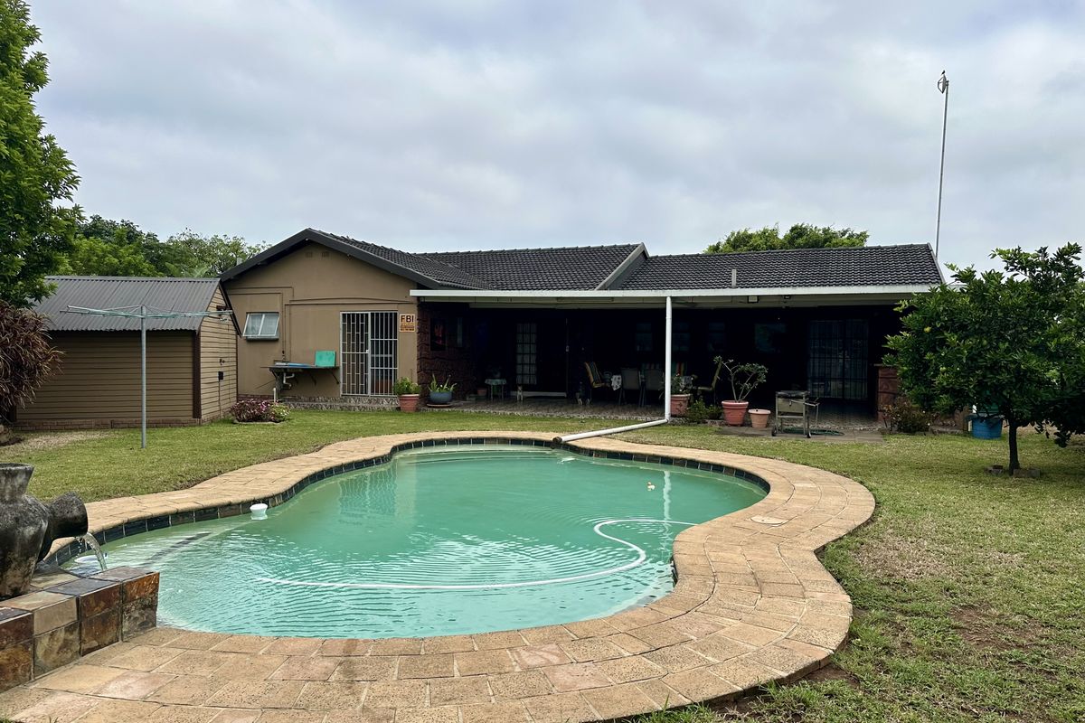 Neat 4-Bedroom Family Home in Prime Arboretum Location - Photo 5