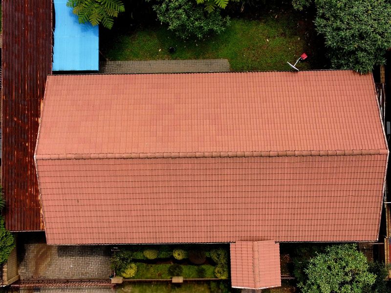 A Sophisticated 2-Bedroom En-Suite Residence Designed for the Discerning Buyer. - Photo 6