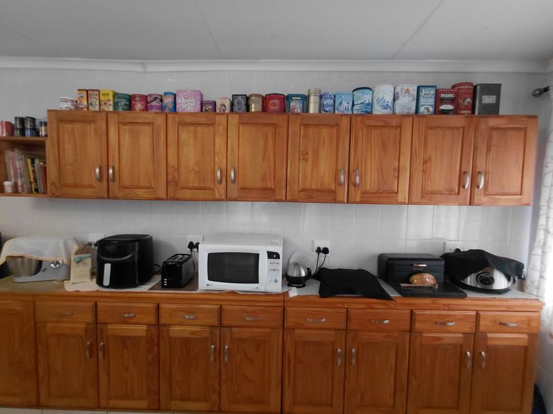 Prime Off-Grid 4 Bedroom Home with Business Zoning Potential in the Heart of Mokopane - Photo 6