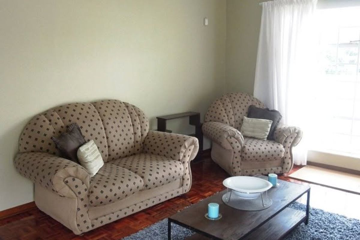FURNISHED 1-BEDROOM UNIT WITH PRIVATE GARDEN - Photo 2