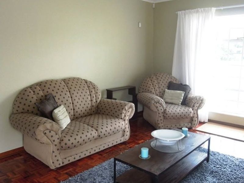 FURNISHED 1-BEDROOM UNIT WITH PRIVATE GARDEN - Photo 2