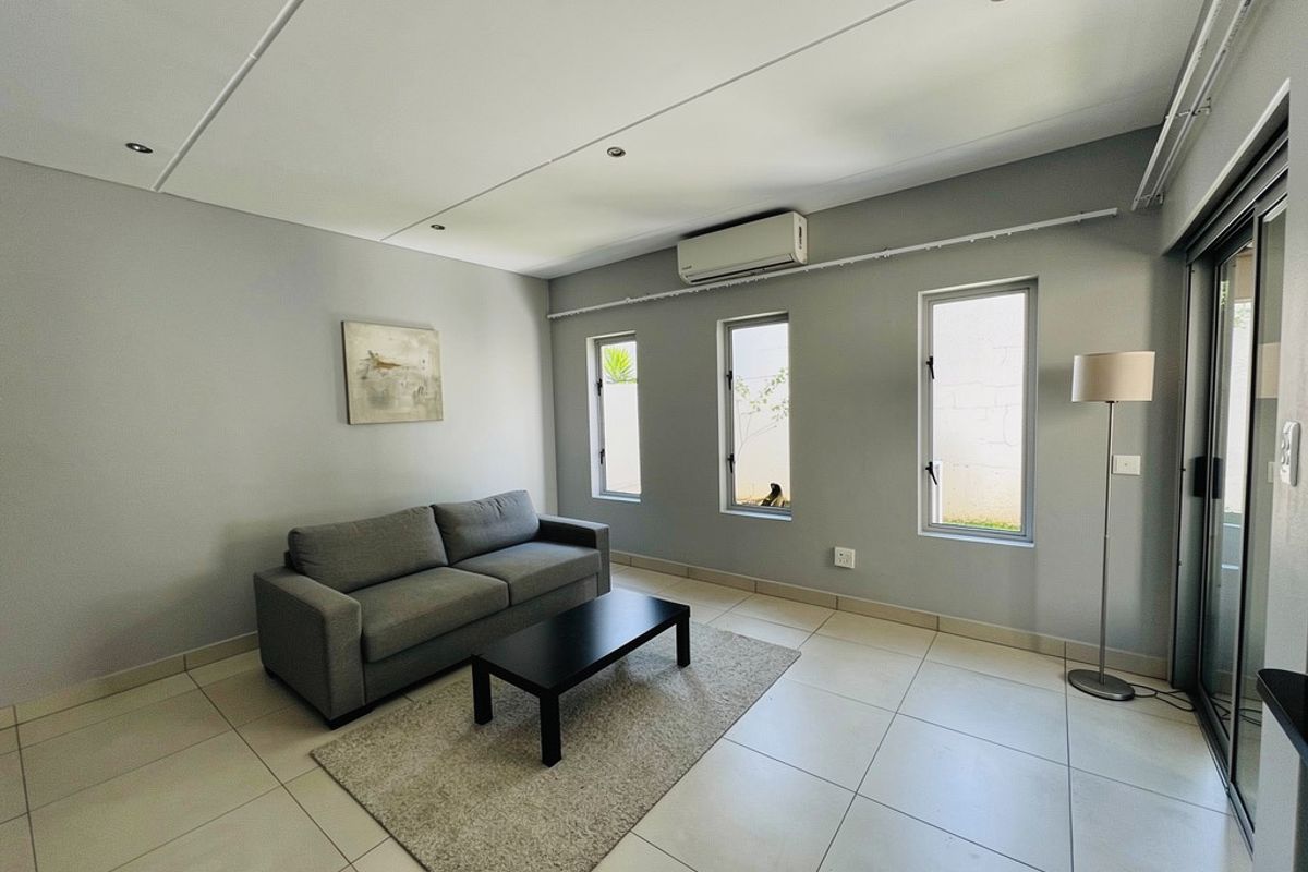 Modern 3-Bedroom Home in Secure Craigavon Estate - Photo 2