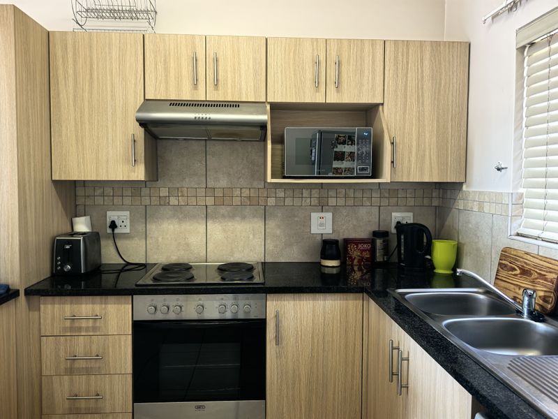 Rental in Lifestyle over 50 property in Olivedale. - Photo 4