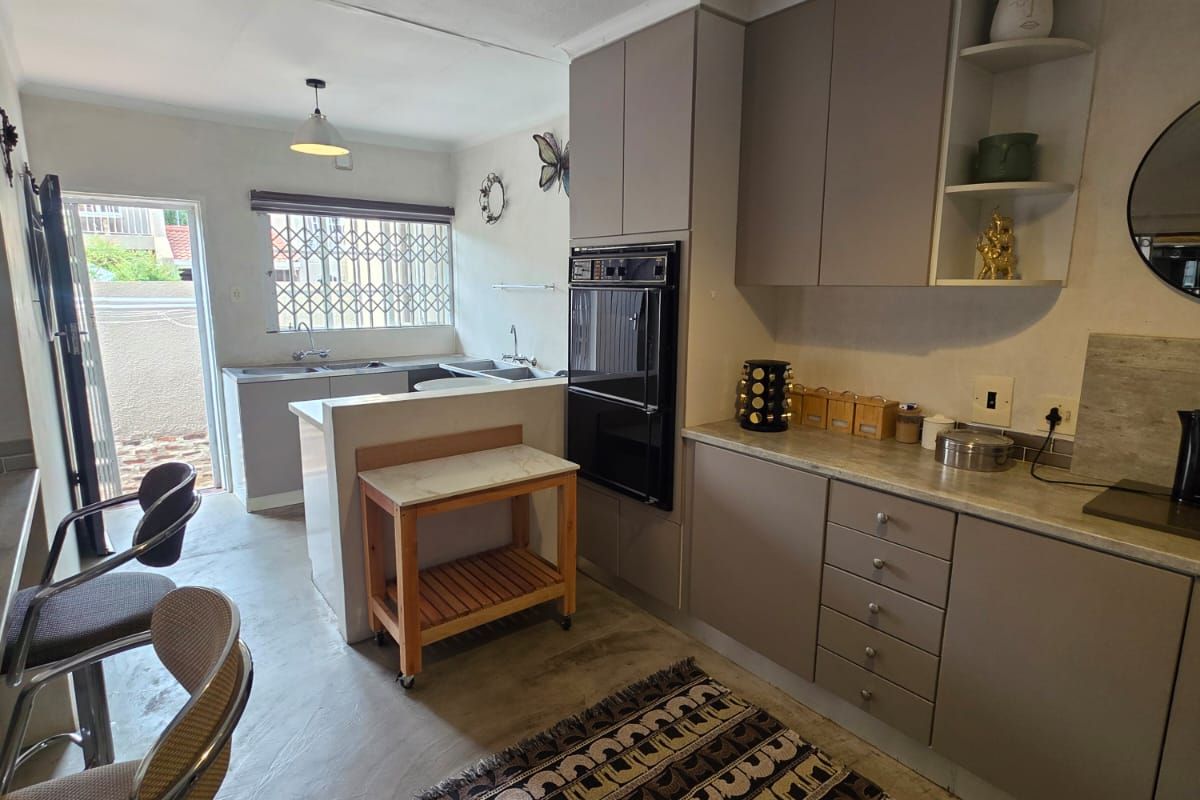 ABSOLUTELY STUNNING NEWLY RENOVATED DUPLEX FOR SALE IN THREE RIVERS PROPER - Photo 2