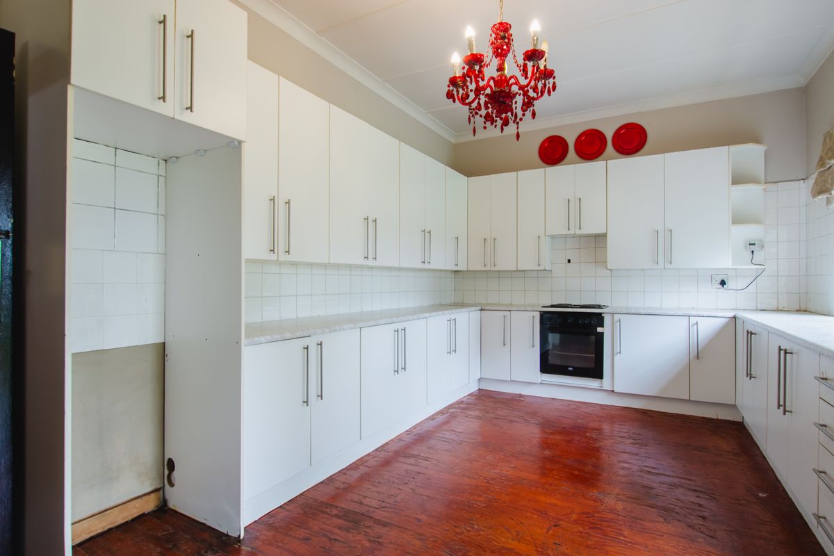 4 Bedroom House For Sale In Dalview - Photo 2