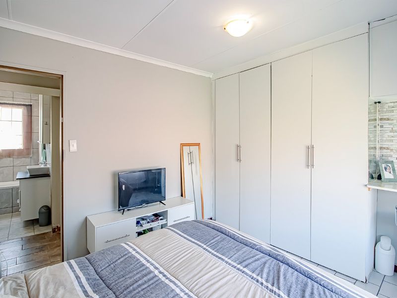 2 Bedroom Duplex Annlin - Photo 10