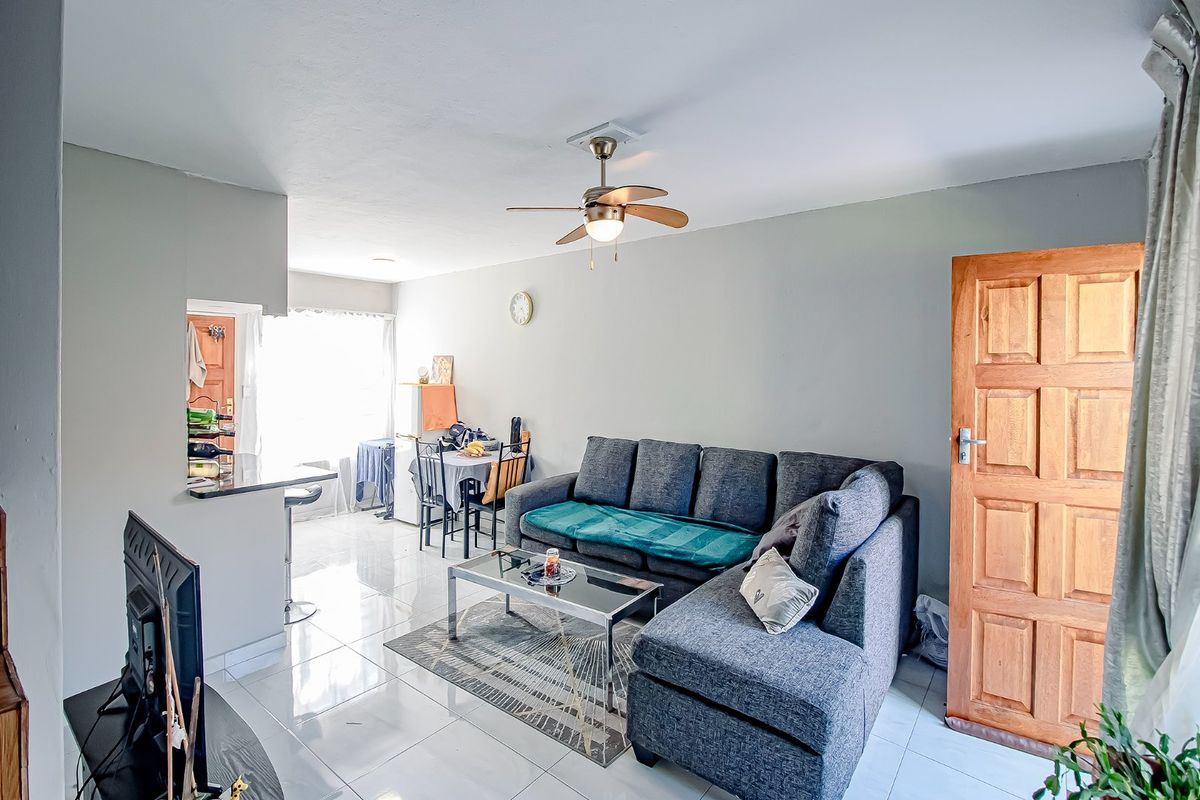 2 Bedroom Duplex Annlin - Photo 5