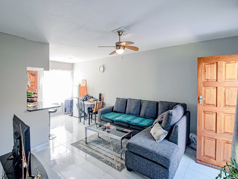 2 Bedroom Duplex Annlin - Photo 5