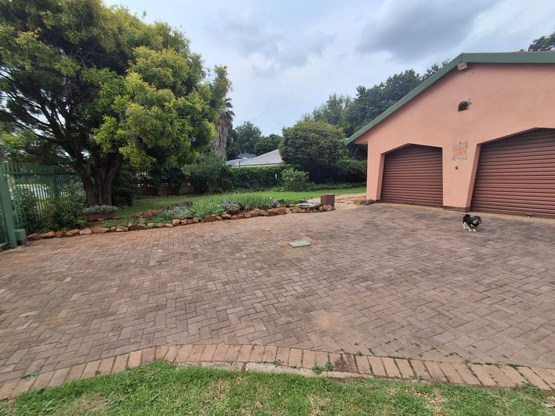 Spacious Family Home for Sale in Risiville, Meyerton. - Photo 5