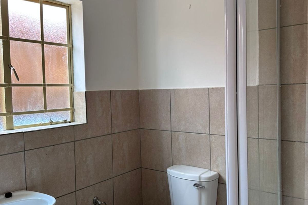 3 Bedroom Duplex Annlin - Photo 4