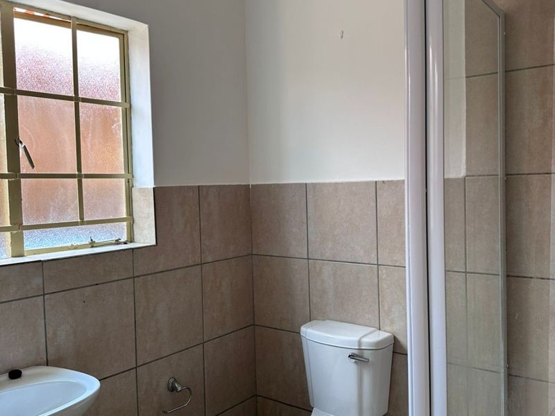 3 Bedroom Duplex Annlin - Photo 4