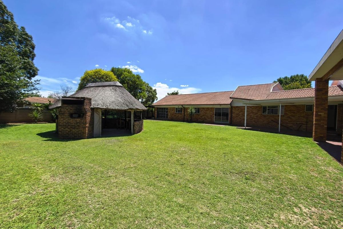 Spacious Family Home – Three Rivers East. - Photo 4