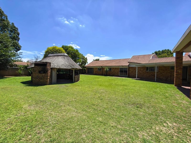 Spacious Family Home – Three Rivers East. - Photo 4