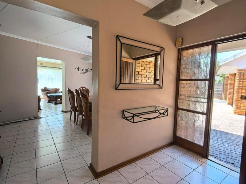 Spacious Family Home – Three Rivers East. - Photo 10