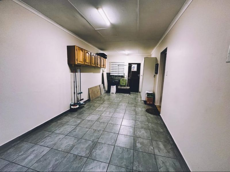 Beautiful Townhouse for Sale in a Retirement Village – Three Rivers - Photo 6