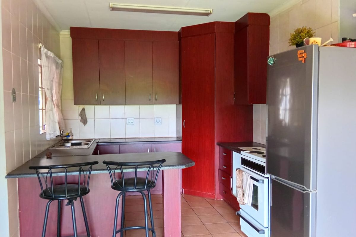 1 OF 2 AGRICULTURAL HOLDINGS FOR SALE IN Glen Donald. - Photo 4