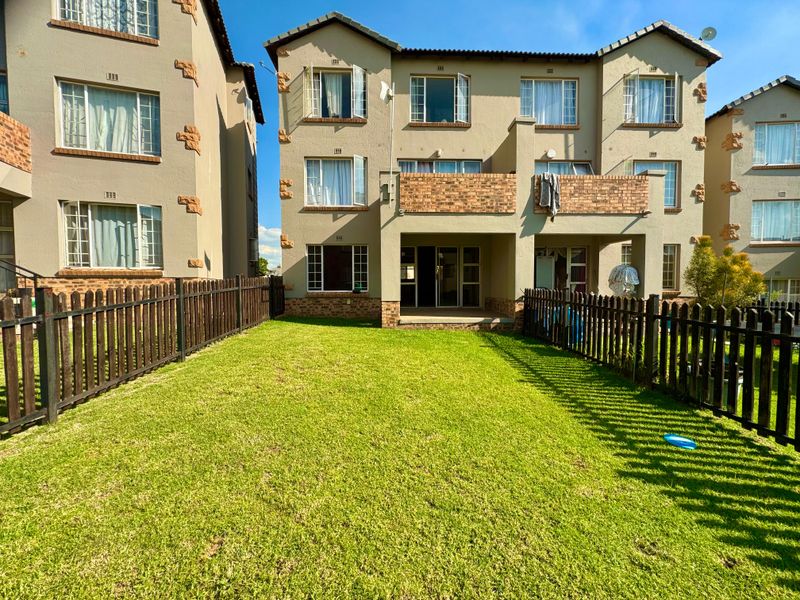 Investment-Ready Apartment in Ridge View Estate, Reyno Ridge - Photo 2