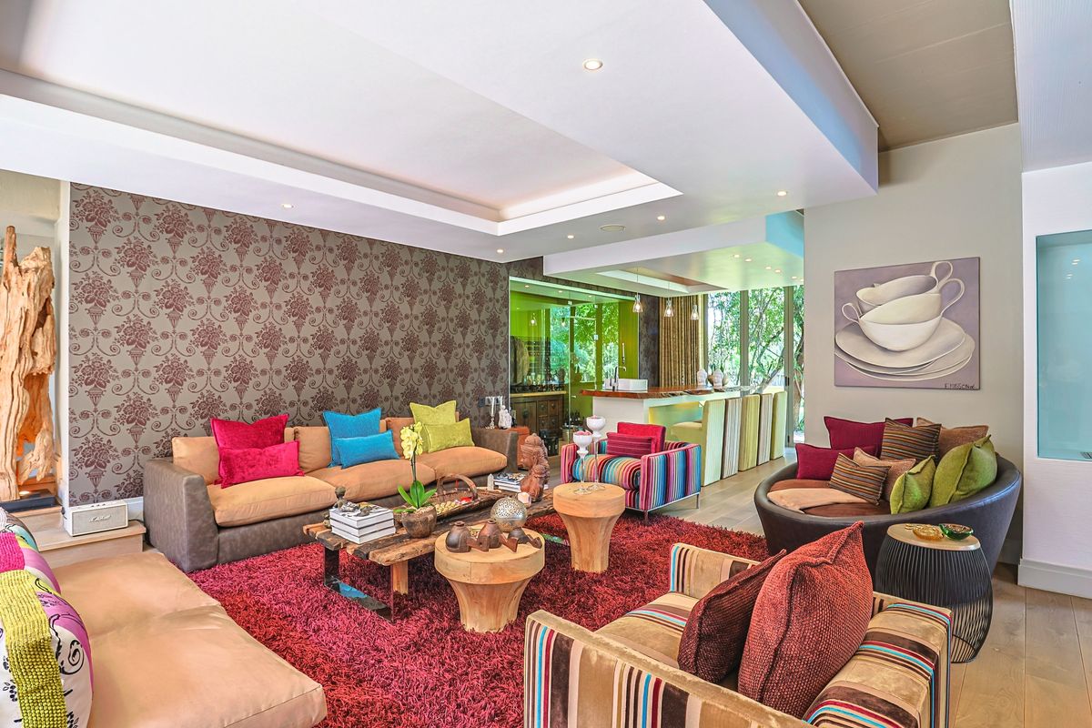 This Extraordinary Residence in Hartbeespoort - Photo 4