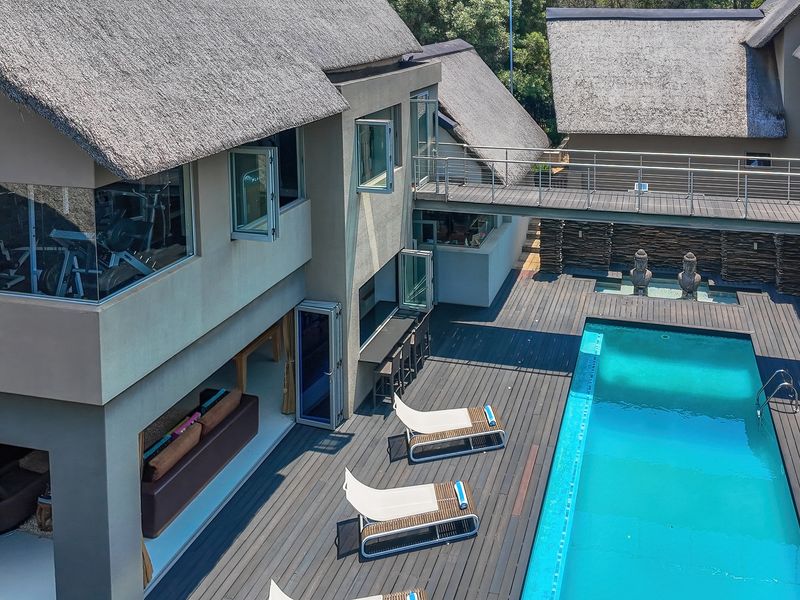 This Extraordinary Residence in Hartbeespoort - Photo 2