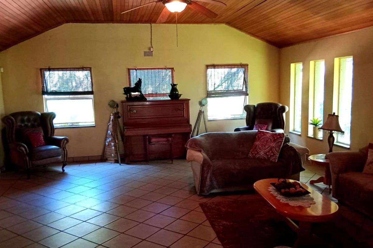 1 OF 2 AGRICULTURAL HOLDINGS FOR SALE IN Glen Donald. - Photo 5