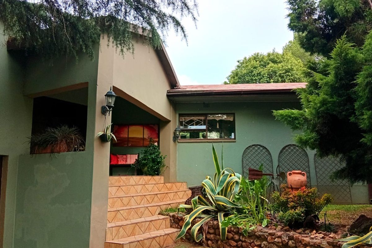 1 OF 2 AGRICULTURAL HOLDINGS FOR SALE IN Glen Donald. - Photo 2