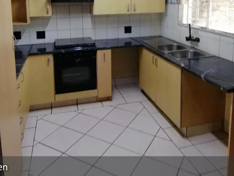 Stunning 2-Bedroom Duplex in Annlin – Serene Estate with Night Views & High Rental Potential - Photo 9