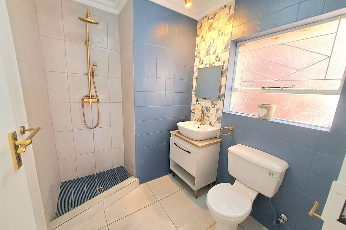 NEWLY RENOVATED TOWNHOUSE FOR SALE IN THREE RIVERS ! - Photo 3