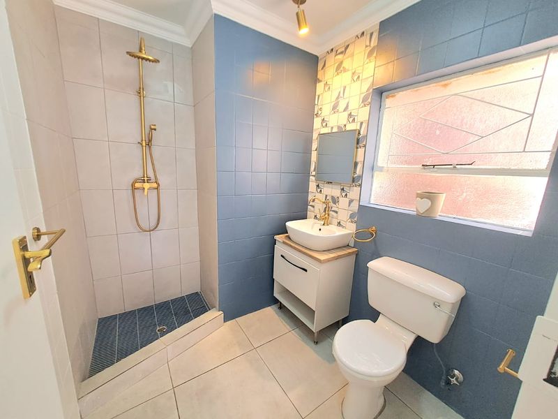 NEWLY RENOVATED TOWNHOUSE FOR SALE IN THREE RIVERS ! - Photo 3