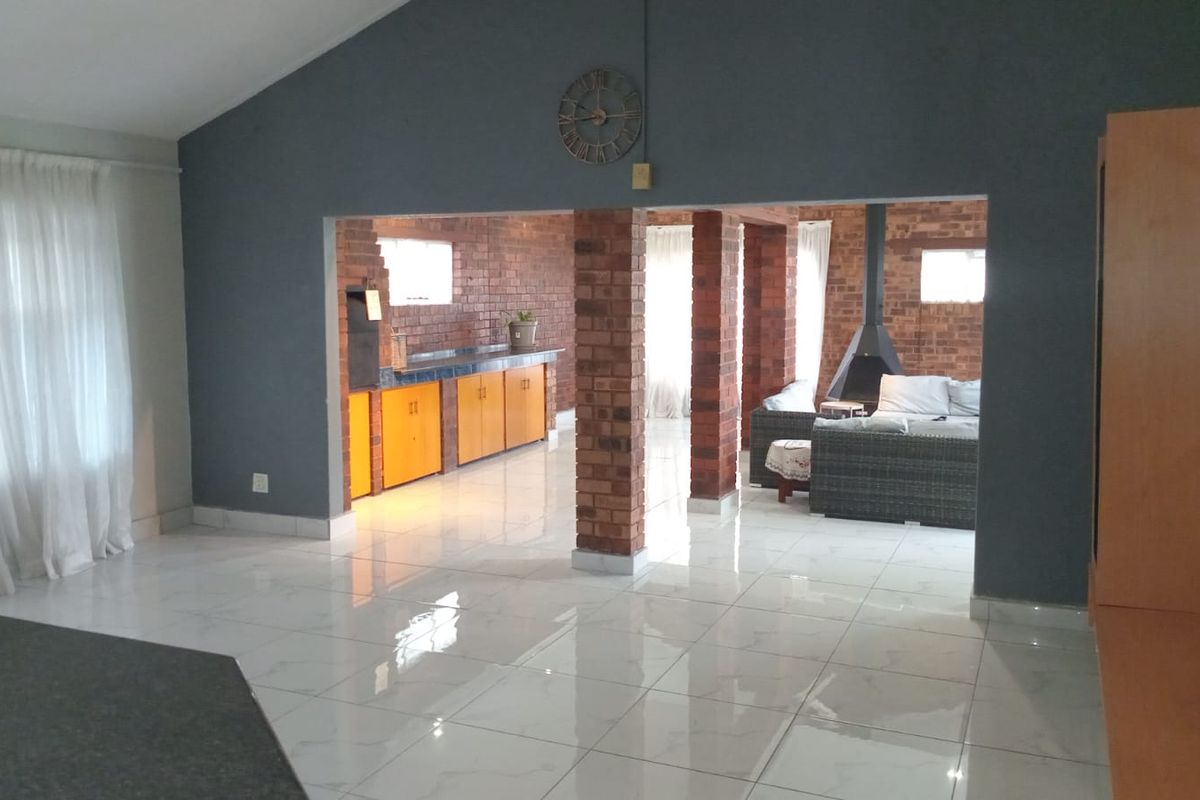 This is the multigenerational home you’ve been waiting for. - Photo 3