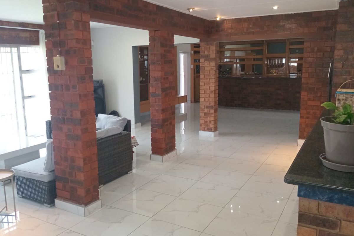 This is the multigenerational home you’ve been waiting for. - Photo 5