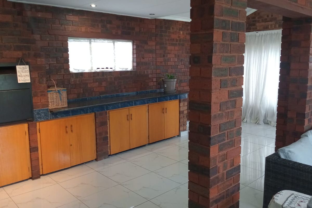 This is the multigenerational home you’ve been waiting for. - Photo 4