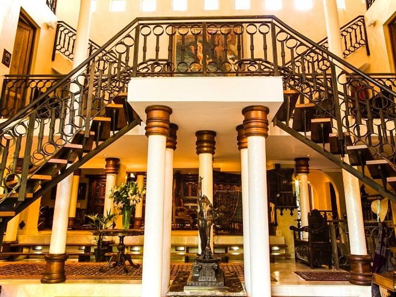 A Landmark Hotel Estate With Wildlife, Cinema & 19 Development Plots - Photo 4