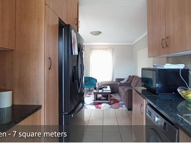 Showstopper Full Title 3-Bedroom Home in Thatchill Estate – Dream Family & Investment Gem Step into - Photo 5