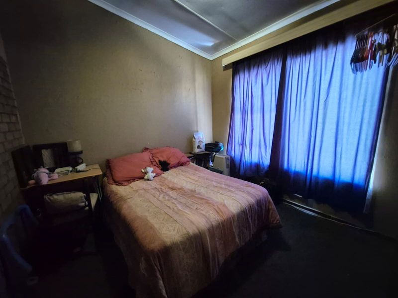 !TOWNHOUSE FOR SALE!  !Charming 3-bedroom townhouse with open-plan lounge and dining area! - Photo 4