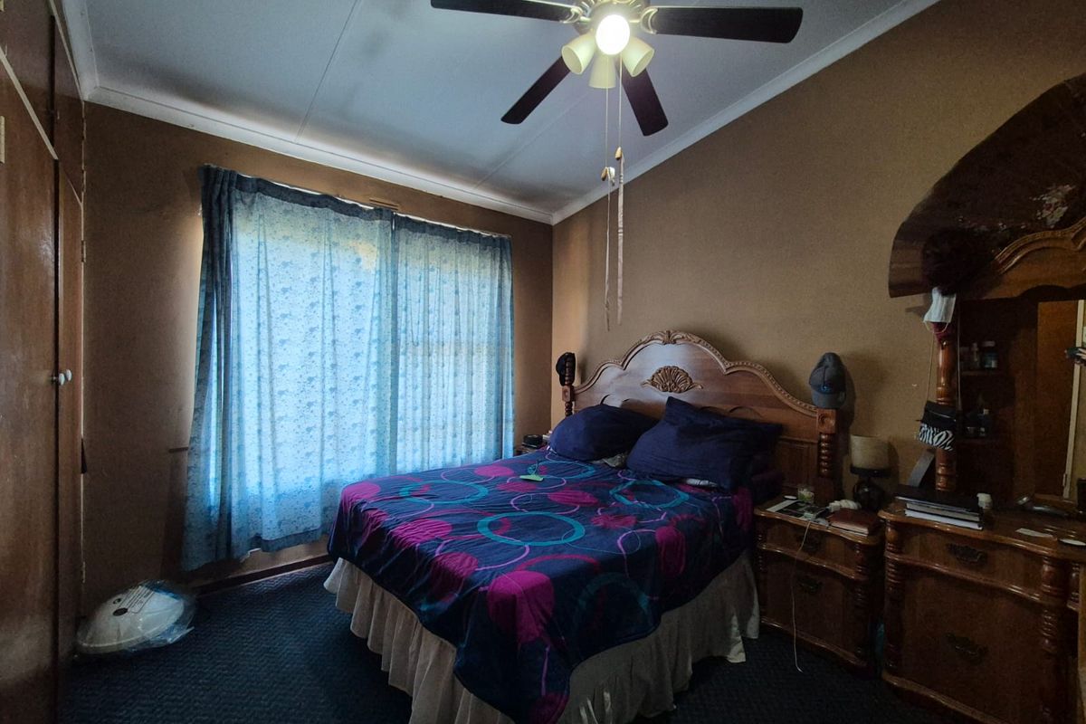 !TOWNHOUSE FOR SALE!  !Charming 3-bedroom townhouse with open-plan lounge and dining area! - Photo 5