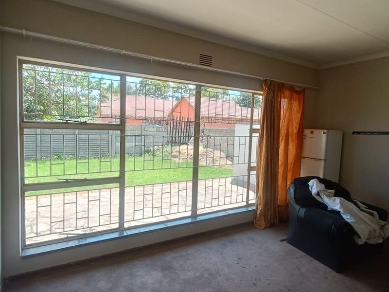 Investment Opportunity Near VUT – High Rental Potential! - Photo 9