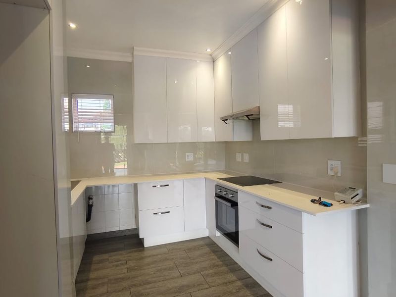 Modern River-View Unit in Secure Estate at Clavadel - Photo 10