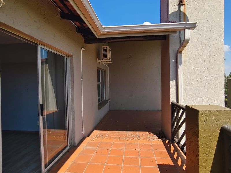 Modern River-View Unit in Secure Estate at Clavadel - Photo 8